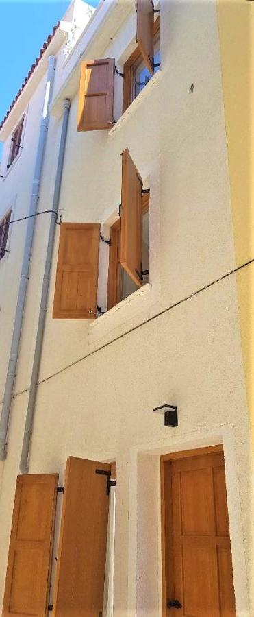 New Villa In Old Center - Pag Pag Town Bagian luar foto