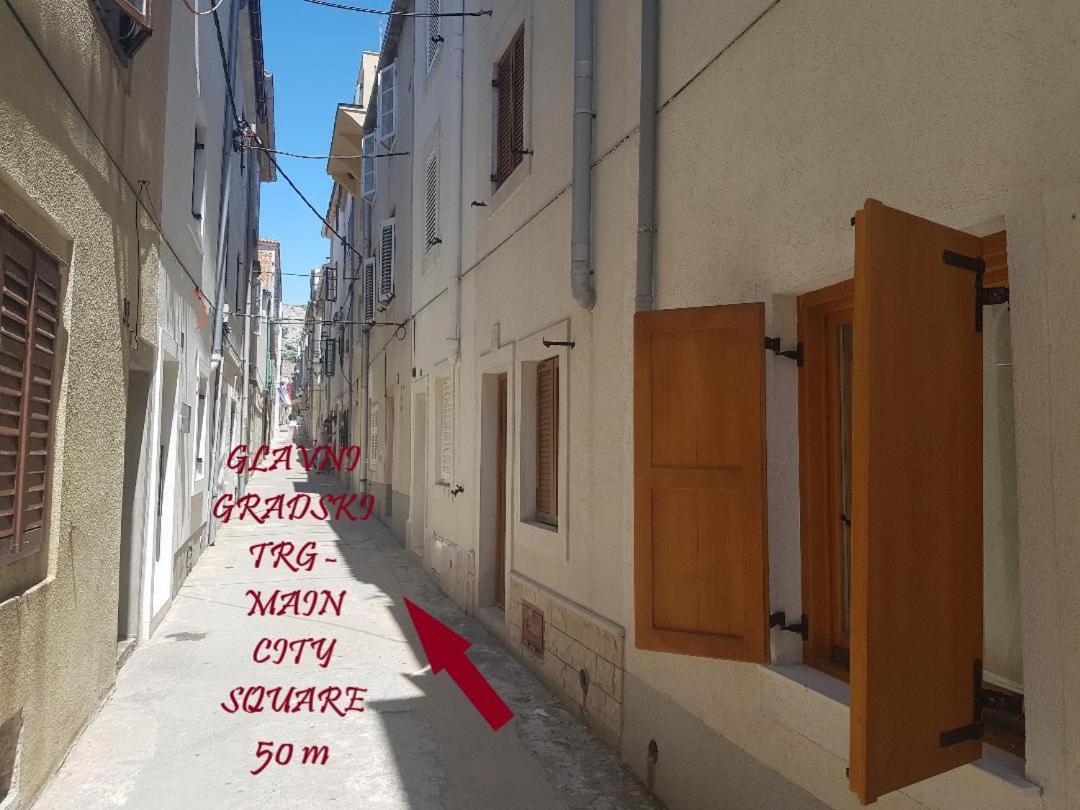 New Villa In Old Center - Pag Pag Town Bagian luar foto