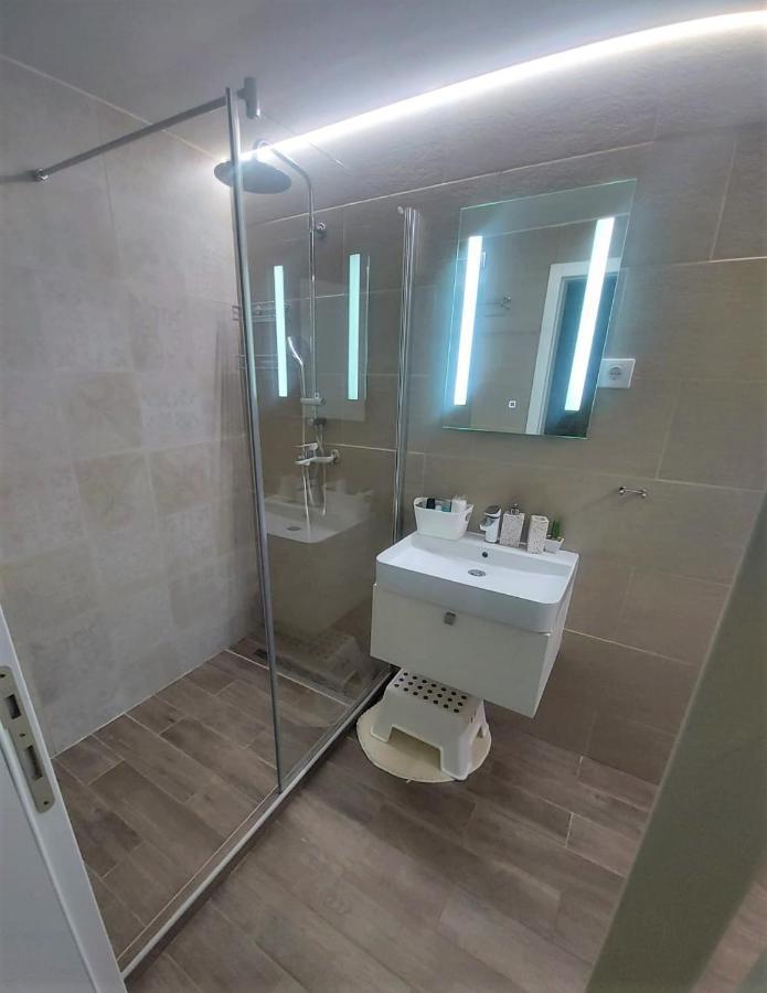 New Villa In Old Center - Pag Pag Town Bagian luar foto